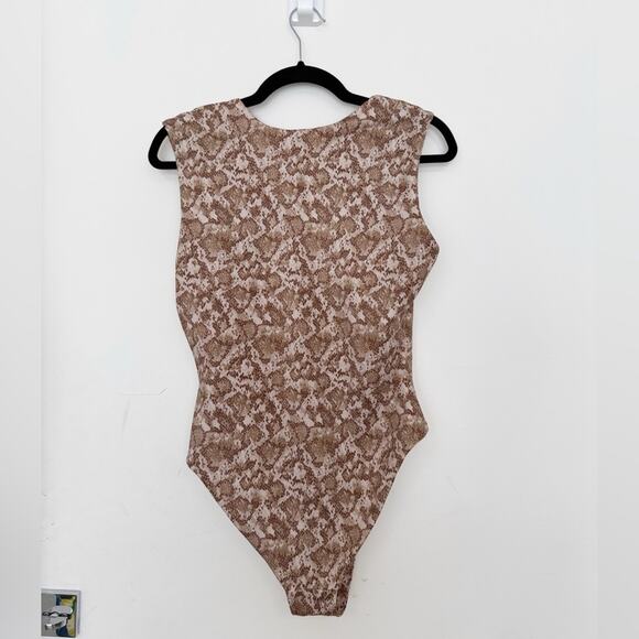 Dos Gardenias Jones One Piece Swimsuit Medusa Print Size 4 - Picture 5 of 10